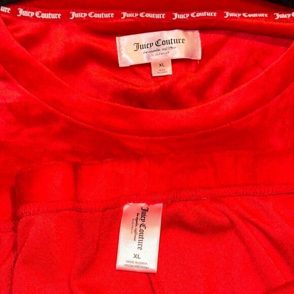 Juicy Couture Velour Sleepwear Lounge Set - Picture 3 of 9
